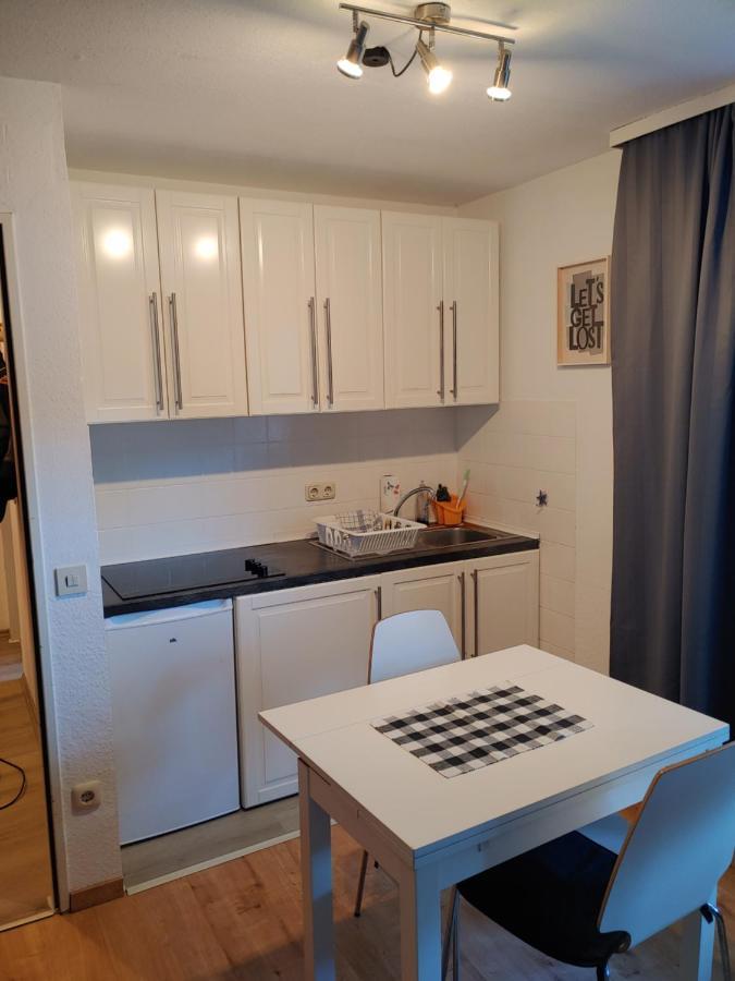 Ferienwohnung Alpina Инцел Екстериор снимка